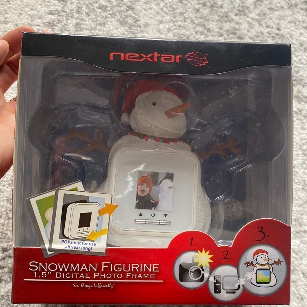 Nextar: Snowman Figurine 1.5" Digital Photo Frame - Stores 60 Photos - Brand New